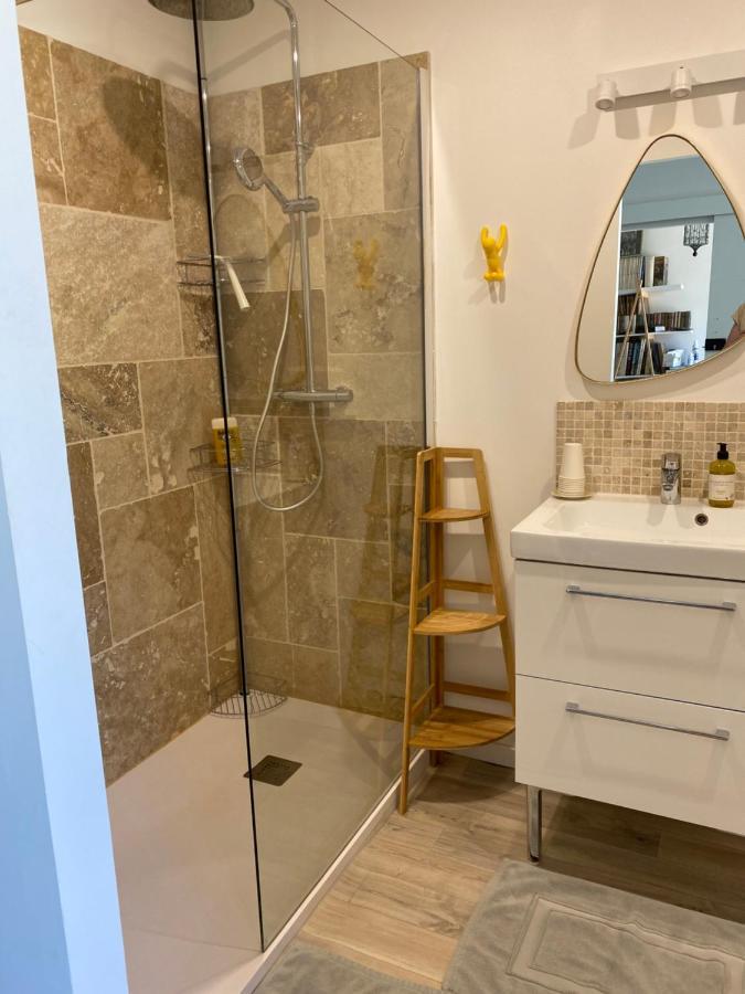 Bed and Breakfast Cote Court Л'Иль-сюр-ла-Сорг Экстерьер фото