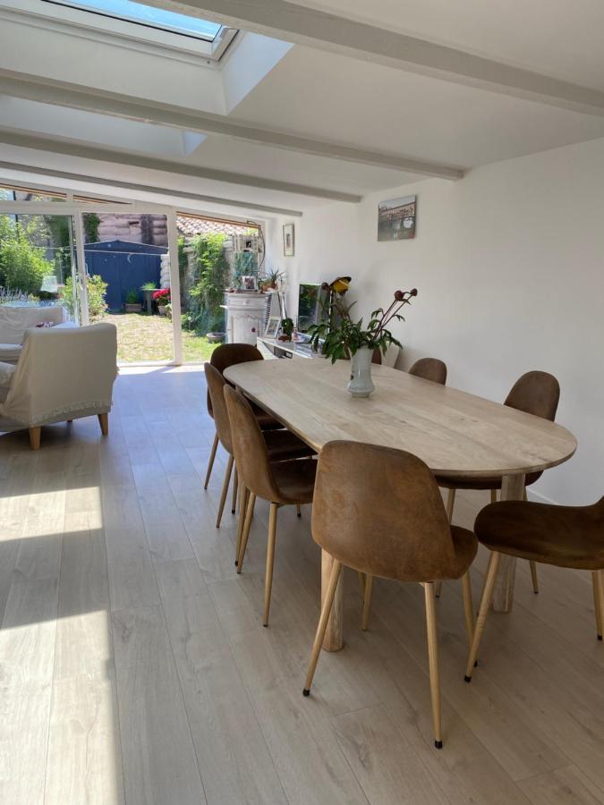 Bed and Breakfast Cote Court Л'Иль-сюр-ла-Сорг Экстерьер фото